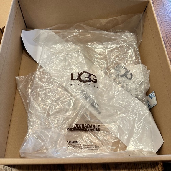 Ugg Classic Tall Boots Chocolate - Picture 9 of 10